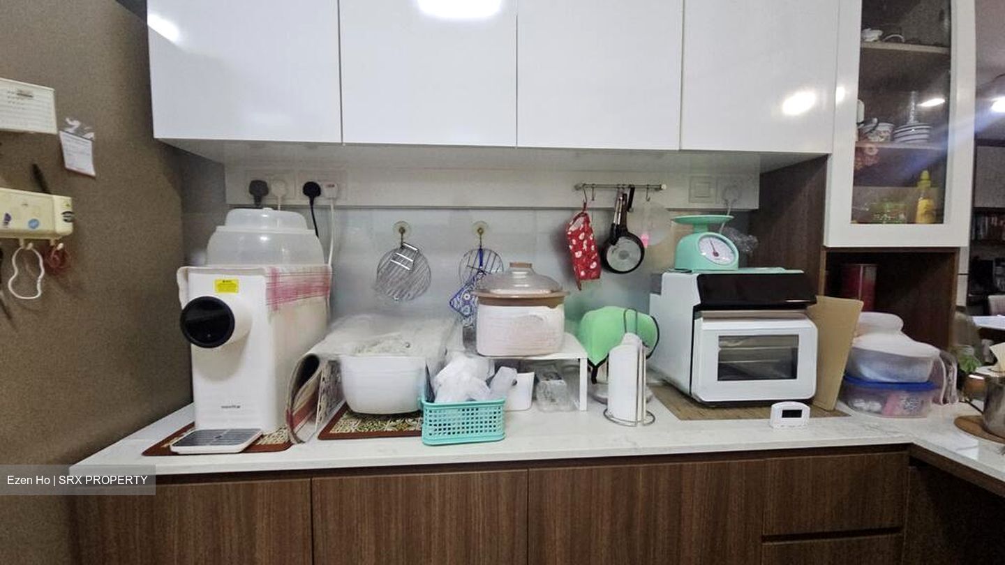 Blk 858A Tampines Avenue 5 (Tampines), HDB 5 Rooms #463138341